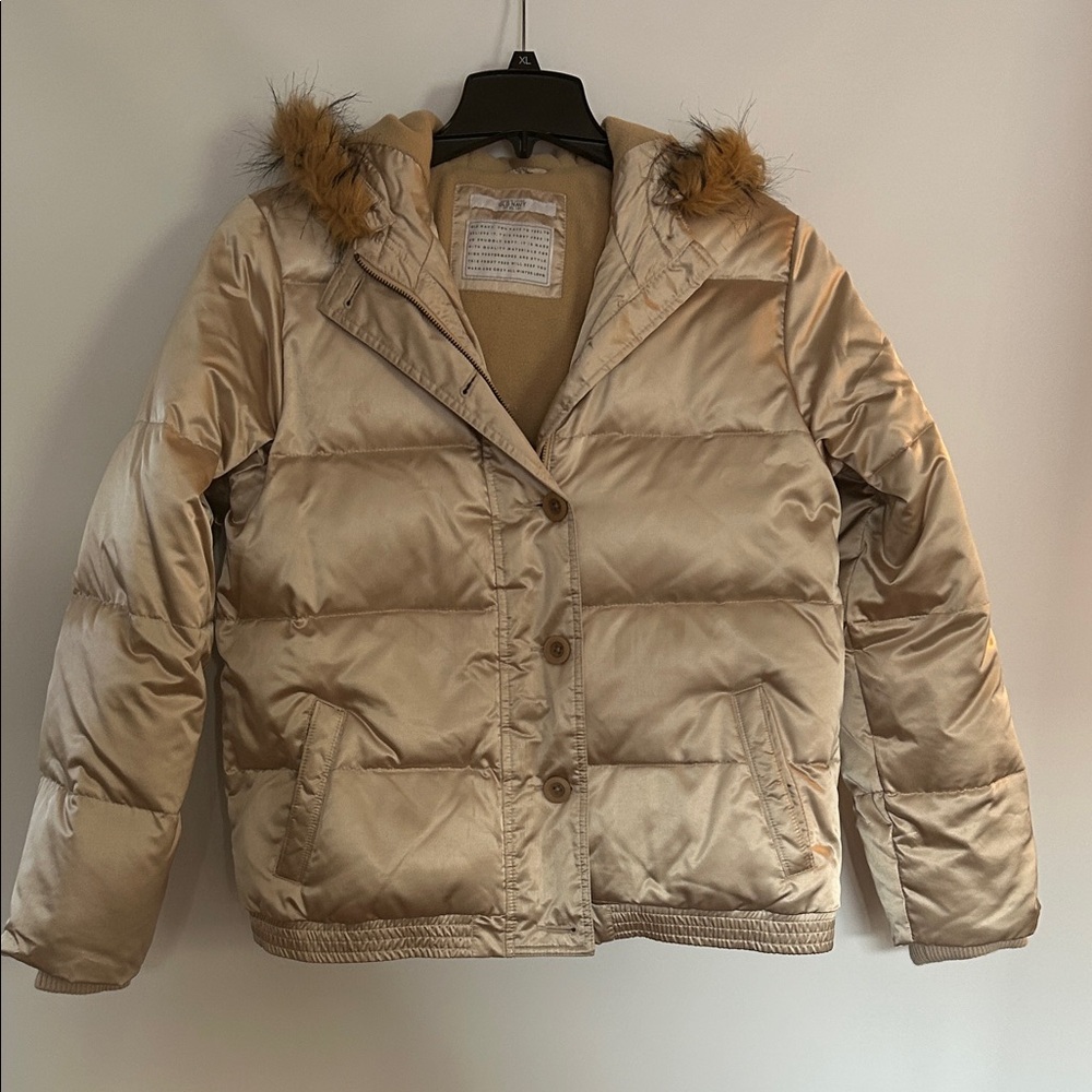 Old Navy Women's Beige Puffer Jacket with Faux Fur Hood - Size XL